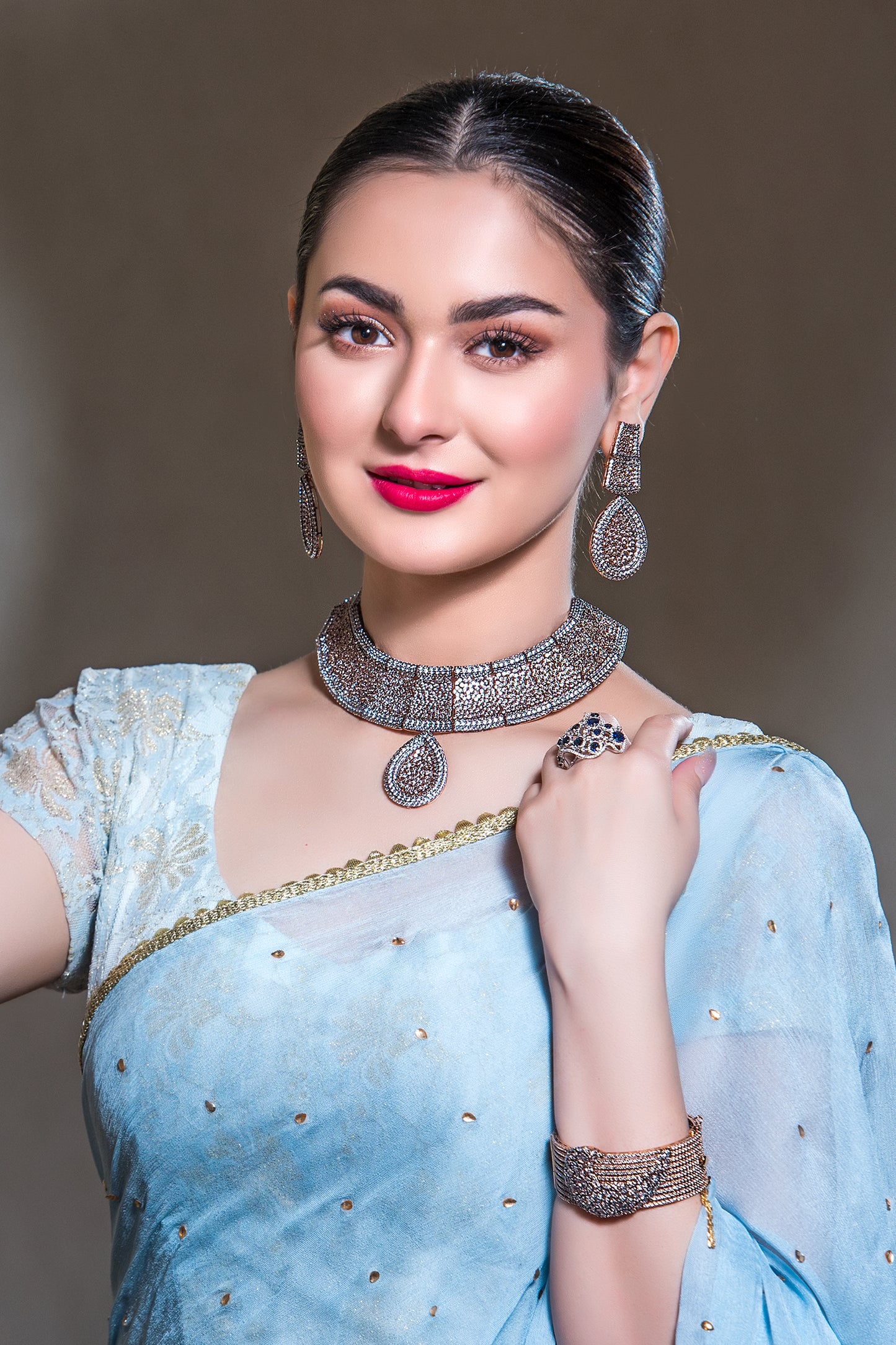 Hania Amir