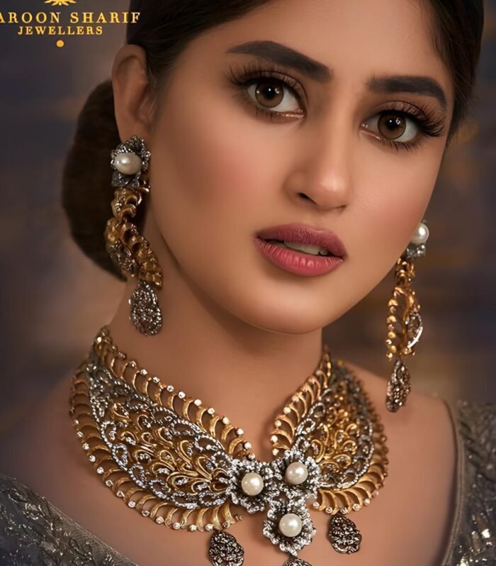 Modern Gold Bridal Set
