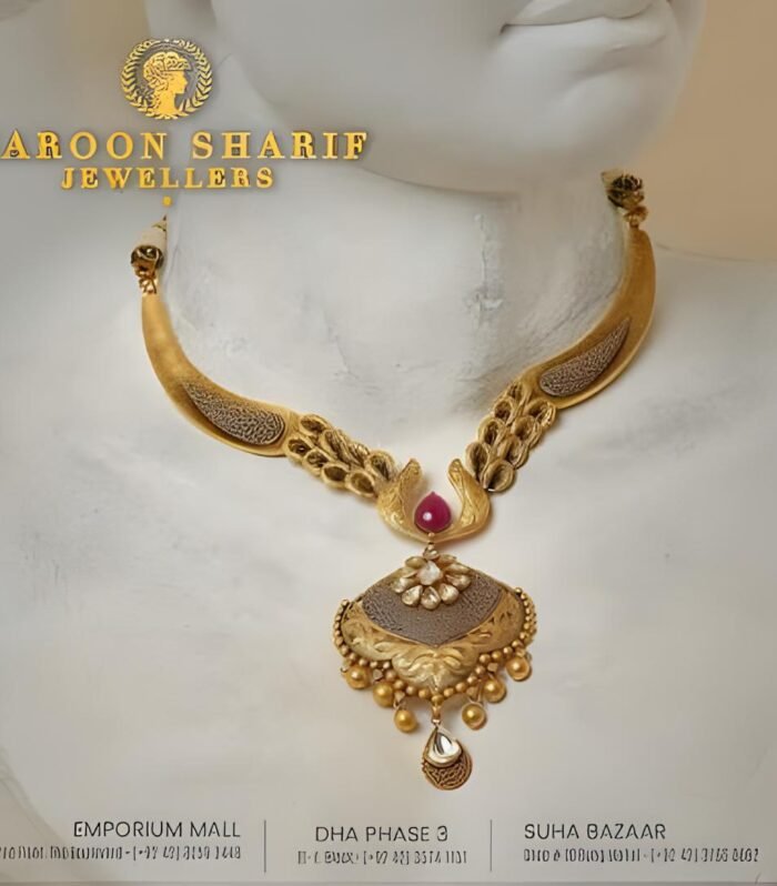 Classic Gold Pendant