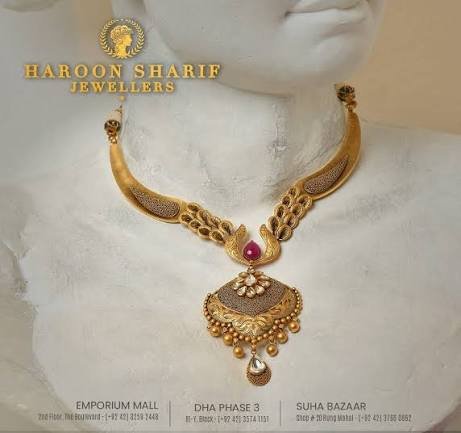 Classic Gold Pendant
