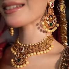 Floral Gold Bridal Set